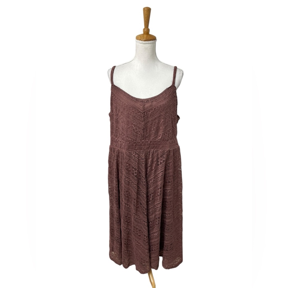 TORRID DRESS WOMENS SIZE 3/3X/22-24 MIDI LACE SKATER ROSE TAUPE - Picture 3 of 15
